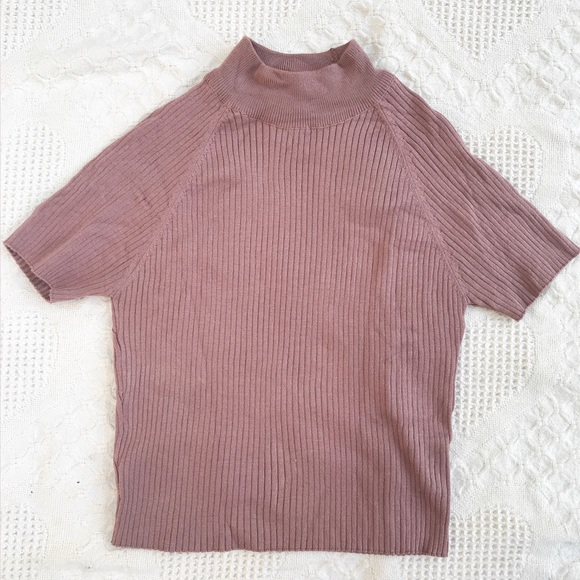 Mauve short sleeve crop - Picture 1 of 3